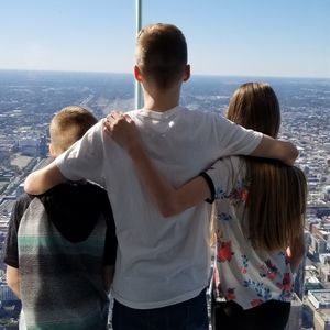 Meet your Posher, Crystal